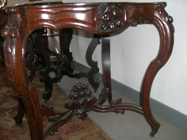 White Rococo Turtle Top Table